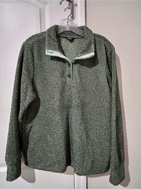 Eddie Bauer Green Zip-Front Men's Sweater